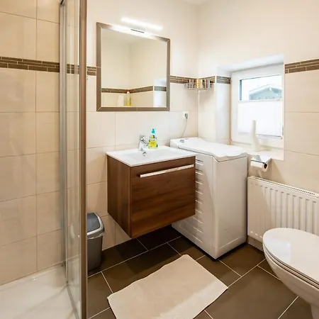 Zwoelferblick Lägenhet *