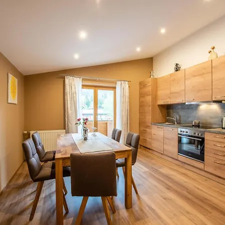 Zwoelferblick Lägenhet *